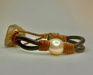 South Sea Pearl Leather Bracelet