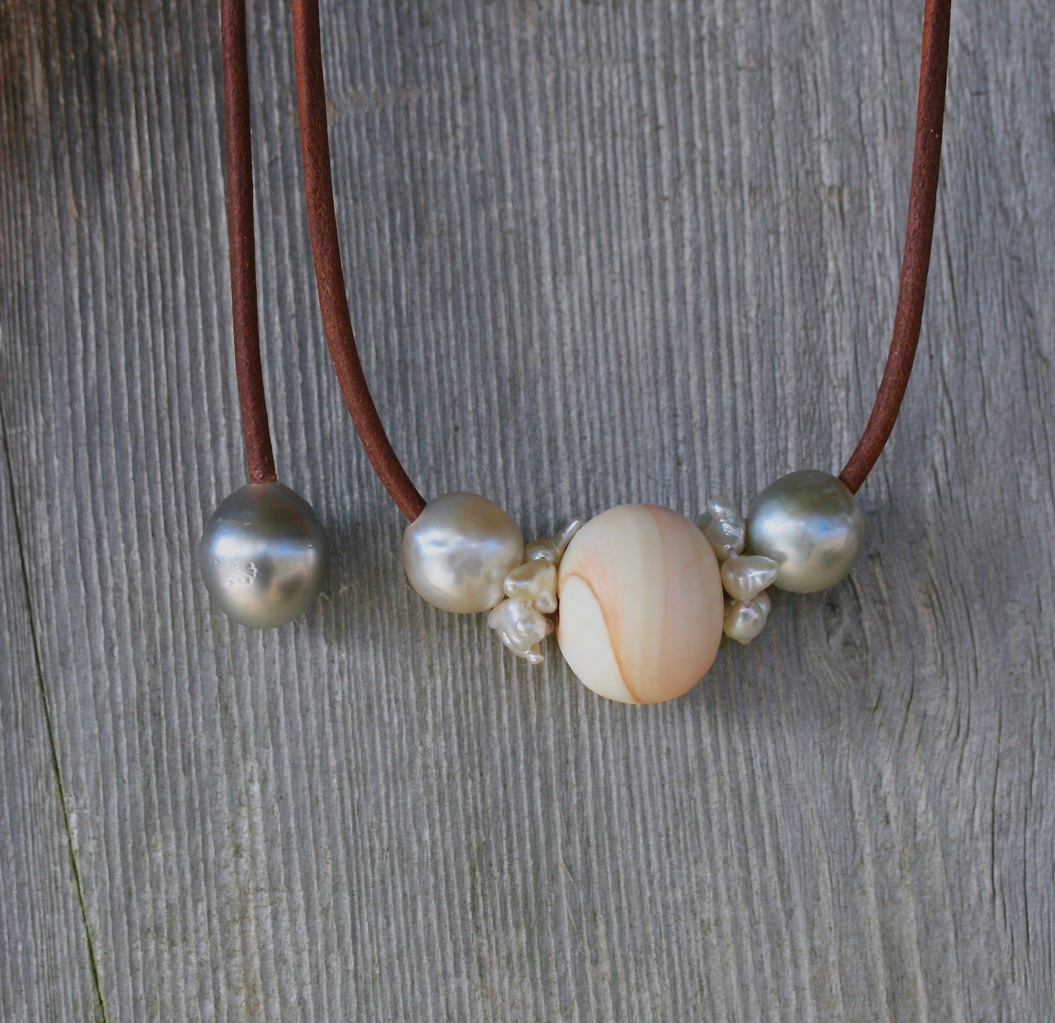 Tahitian Pearls & Queen Conch On Leather