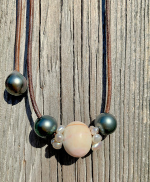 Tahitian Pearls & Queen Conch On Leather