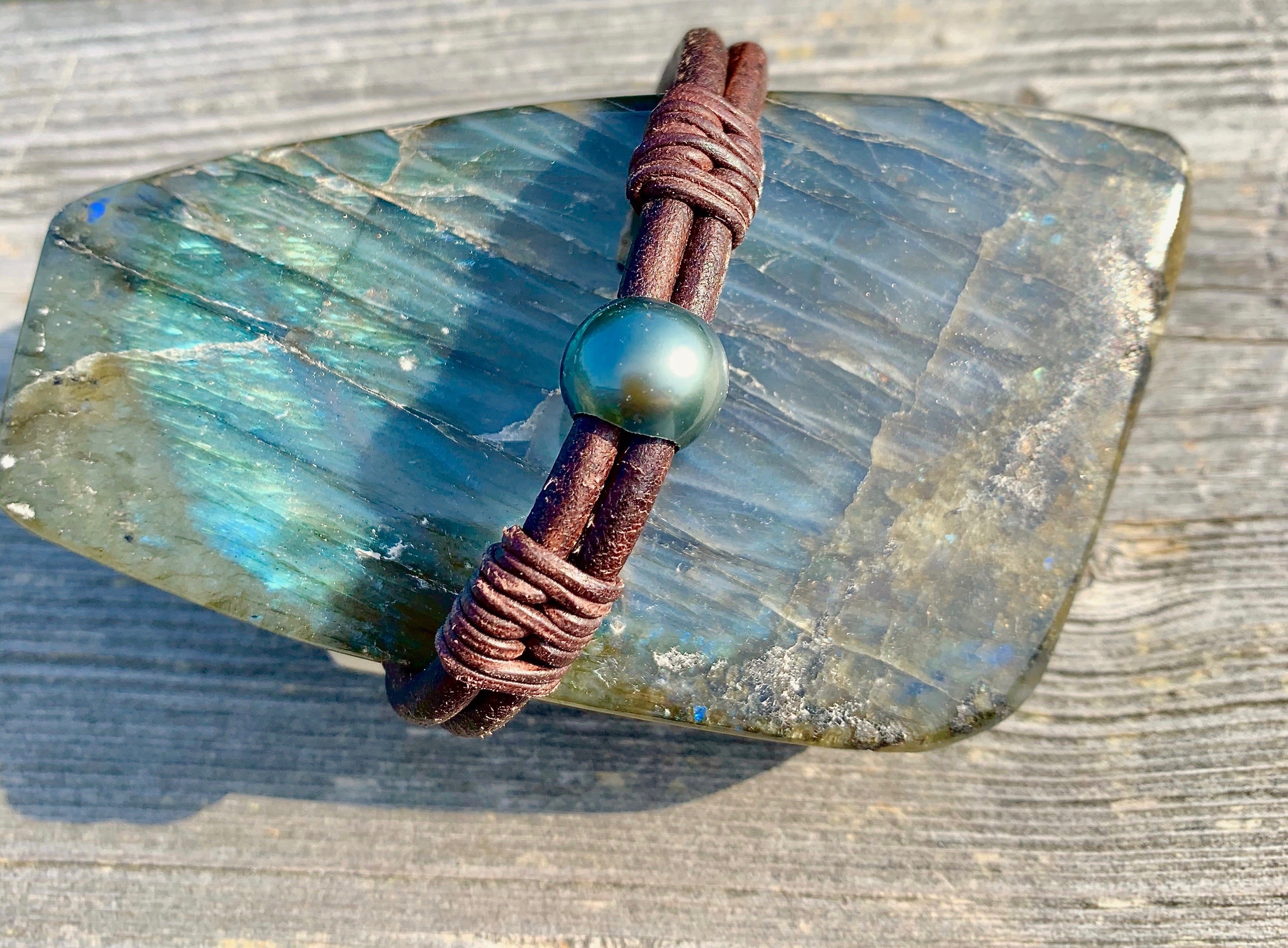 Tahitian Pearl & Leather Bracelet